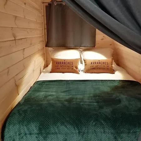 Bed & Breakfast Climatise Avec Terrasse Privative Et Kitchenette Avranches