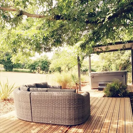 Bed & Breakfast Climatise Avec Terrasse Privative Et Kitchenette 3*