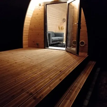 Le Domaine De Pivette Climatisee Et Insolite Avec Terrasse Privative * Avranches